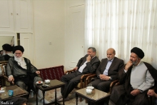 دیدار اعضای ستاد ساماندهی فرهنگی حاشیه‌ی شهر مشهد با حضرت آیت‌الله العظمی صافی گلپایگانی