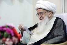  دیدار دکتر سید حسن قاضی زاده هاشمی، وزیر بهداشت، درمان و آموزش پزشکی با حضرت آیت الله العظمی صافی گلپایگانی