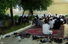 دیدار جمعی از دانشجویان آمریکایی و اروپایی با حضرت آیت الله العظمی صافی گلپایگانی - مشهد مقدس