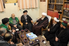 دیدار تولیت حرم حضرت ابوالفضل العباس (ع) و امام جمعه شهر کربلا با حضرت آیت الله العظمی صافی گلپایگانی