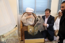 گزارش تصویری : رونمایی از آثار نفیس قرآنی توسط حضرت آیت‌الله العظمی صافی گلپایگانی