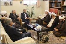 گزارش تصویری : دیدار آقای دکتر محمد نهاوندیان، رییس دفتر ریاست جمهوری با حضرت آیت الله العظمی صافی گلپایگانی