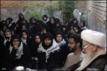 دیدار جمعی از دانشجویان آمریکایی و اروپایی با حضرت آیت الله العظمی صافی گلپایگانی - مشهد مقدس