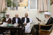 دیدار آقای دکتر محمد نهاوندیان، رییس دفتر ریاست جمهوری با حضرت آیت الله العظمی صافی گلپایگانی