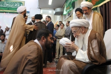 آئین عمامه‌گذاری طلاب با حضور حضرت آیت الله العظمی صافی گلپایگانی در عید سعیدغدیرخم 1440