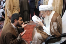 آئین عمامه‌گذاری طلاب با حضور حضرت آیت الله العظمی صافی گلپایگانی در عید سعیدغدیرخم 1440