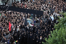 عزاداران حضرت امیرالمؤمنین علی (ع) در معیت مرجع عالیقدرحضرت آیت الله العظمی صافی گلپایگانی، مشهد مقدس