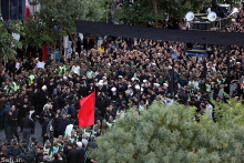 عزاداران حضرت امیرالمؤمنین علی (ع) در معیت مرجع عالیقدرحضرت آیت الله العظمی صافی گلپایگانی، مشهد مقدس