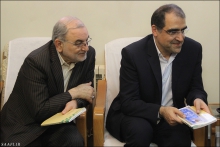 گزارش تصویری: دیدار وزیر بهداشت، درمان و آموزش پزشکی با حضرت آیت الله العظمی صافی گلپایگانی
