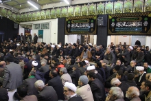 مراسم عزاداری شهادت حضرت فاطمه زهرا سلام‌الله‌علیها و دسته بزرگ عزاداران فاطمی در معیت مرجع عالیقدر حضرت آیت الله العظمی صافی گلپایگانی