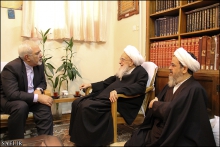 گزارش تصویری : دیدار آقای دکتر ظریف وزیر امور خارجه کشور  با حضرت آیت‌الله العظمی صافی گلپایگانی