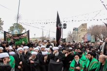 مراسم شهادت حضرت زهرا  (س) و دسته با عظمت عزاداران فاطمی همگام با مرجع عالیقدر شیعه آیت الله العظمی صافی گلپایگانی