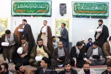 مراسم عمامه گذاری جمعی از طلاب به دست مرجع عالیقدر حضرت آیت الله العظمی صافی گلپایگانی و جشن میلاد حضرت محمد مصطفی (ص) و امام جعفر صادق (ع) در دفتر معظم له.