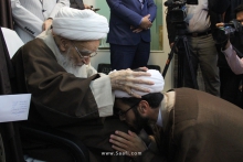 مراسم عمامه گذاری جمعی از طلاب به دست مرجع عالیقدر حضرت آیت الله العظمی صافی گلپایگانی و جشن میلاد حضرت محمد مصطفی (ص) و امام جعفر صادق (ع) در دفتر معظم له.