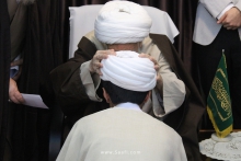 مراسم عمامه گذاری جمعی از طلاب به دست مرجع عالیقدر حضرت آیت الله العظمی صافی گلپایگانی و جشن میلاد حضرت محمد مصطفی (ص) و امام جعفر صادق (ع) در دفتر معظم له.