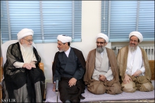 گزارش تصویری: دیدار هیئت رزمندگان اسلام قم با حضرت آیت‌الله العظمی صافی گلپایگانی