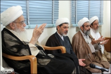 گزارش تصویری: دیدار هیئت رزمندگان اسلام قم با حضرت آیت‌الله العظمی صافی گلپایگانی