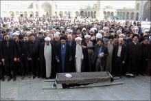 گزارش تصویری : مراسم تشییع پیکر آیت‌الله ثابتی همدانی/مجلس بزرگداشت مرحوم آیت الله ثابتی همدانی از طرف حضرت آیت الله العظمی صافی گلپایگانی