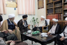 ديدار رياست سازمان اوقاف شيعيان عراق، حجت‌الاسلام سيد علاء الموسوی با حضرت آية الله العظمی صافی گلپايگانی