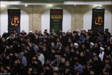 گزارش تصویری : دسته عزاداران حضرت امیرالمؤمنین علی (ع) در معیت مرجع عالیقدر حضرت آیت الله العظمی صافی گلپایگانی جهت عرض تسلیت به محضر حضرت ثامن الحجج علی بن موسی الرضا (ع)