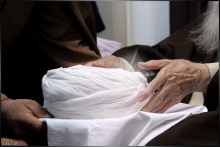 گزارش تصویری: مراسم جشن میلاد پیامیر اکرم (ص) و امام جعفر صادق (ع) و عمامه‌گذاری طلاب توسط حضرت آیت الله العظمی صافی گلپایگانی