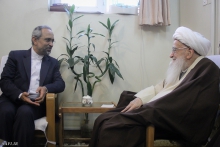 گزارش تصویری : دیدار آقای دکتر محمد نهاوندیان، رییس دفتر ریاست جمهوری با حضرت آیت الله العظمی صافی گلپایگانی