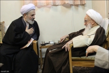 گزارش تصویری : دیدار حجت الاسلام والمسلمین ربانی، سفیر ایران در واتیکان با حضرت آیت الله العظمی صافی گلپایگانی