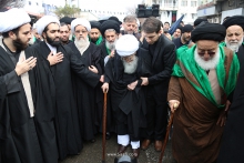 مراسم عزاداری شهادت حضرت فاطمه زهرا سلام‌الله‌علیها و دسته بزرگ عزاداران فاطمی در معیت مرجع عالیقدر حضرت آیت الله العظمی صافی گلپایگانی