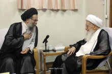 دیدار مدیر و معاونان جامعة‌الزهراء (سلام الله علیها) با مرجع عالیقدر حضرت آیت‌الله العظمی صافی گلپایگانی